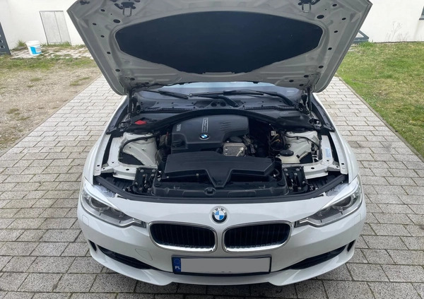 BMW Seria 3 cena 39999 przebieg: 123000, rok produkcji 2013 z Wrocław małe 121